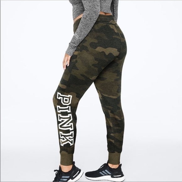 Pink Victoria secret camo joggers - Picture 10 of 13